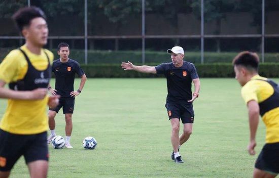 《长津湖之水门桥》单日票房1.07亿，累计票房即将突破30亿大关。
