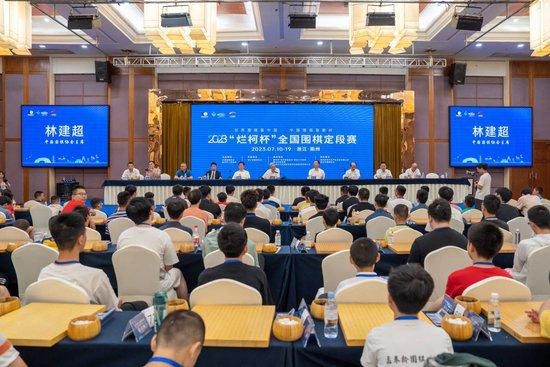 而饰演反派的朴炯植黑化后帅气逼人，为剧集增添不少看点。
