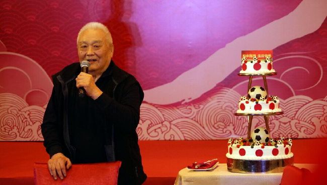 虞书欣、丁禹兮《永夜星河》营业好甜 2024-11-07 2024年11月6日，北京，“竹林四侠”虞书欣、丁禹兮、祝绪丹、杨仕泽出席《永夜星河》追剧团活动。