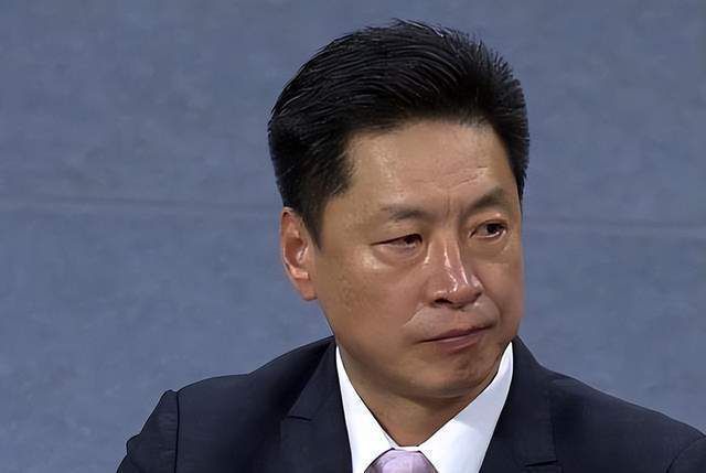 而甄子丹则表示今年是他结婚十周年，可能会应太太 “守望者”热映 陈思成做任达华“情感导师” 2011-03-30 由任达华、陈思成、张静初、黄圣依等著名演员主演的电影《守望者：罪恶迷途》日前正在全国热映，该片作为“国内首部犯罪剧情片”，涉及犯罪心理、惊悚视觉与情感迷失等多重题材，陈思成在剧中担当任达华的“情感导 任达华养伤半年准备“复出”公园锻炼精神饱满 2020-01-19 据港媒体报道，近日任达华频频现身公园锻炼被拍，运动之后还去逛街购物，遇到影迷也十分高兴的合影。
