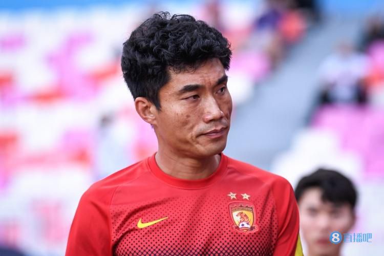 《飞驰人生》系列CRC中国汽车拉力锦标赛从“巴音布鲁克之王”到组队出征沐辰100，《飞驰人生》用张驰三次逆袭的比赛经历，为我们呈现了一位中国拉力赛车手堪称传奇的专业轨迹。