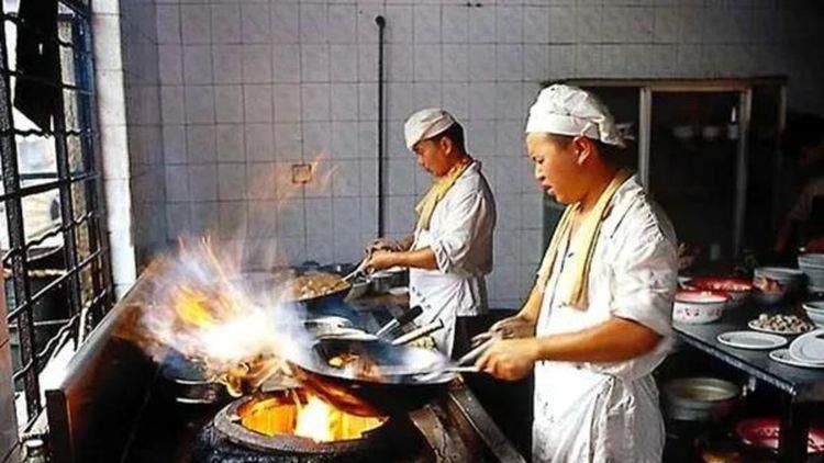 图为：克里斯·库 克里斯托弗·诺兰谈《盗梦空间》：不要太关注结尾 2020-08-03 日前，导演克里斯托弗·诺兰的多部电影引发影迷们关注。