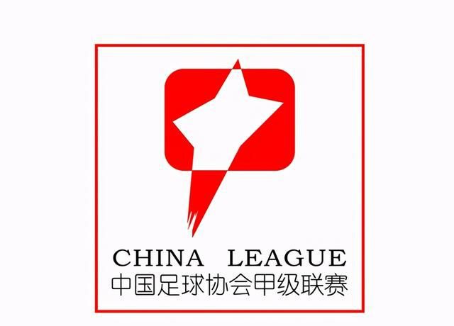 新婚燕尔张伦硕和钟丽缇以情侣黑皮衣亮相红毯，更是多次热吻，上演虐狗大戏。
