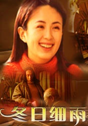 现场正在拍摄一场二人互动的戏份，GaGa给亚当投喂面包，还贴心的擦嘴，二人有爱互动，甜蜜满溢。