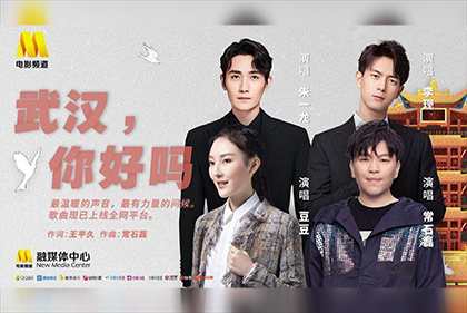 -14 《检察官外传》讲述的是被诬陷杀人而锒铛入狱的检察官，联手有九次前科的花美男诈骗犯，一起洗脱罪名的故事，是一部犯罪娱乐电影。